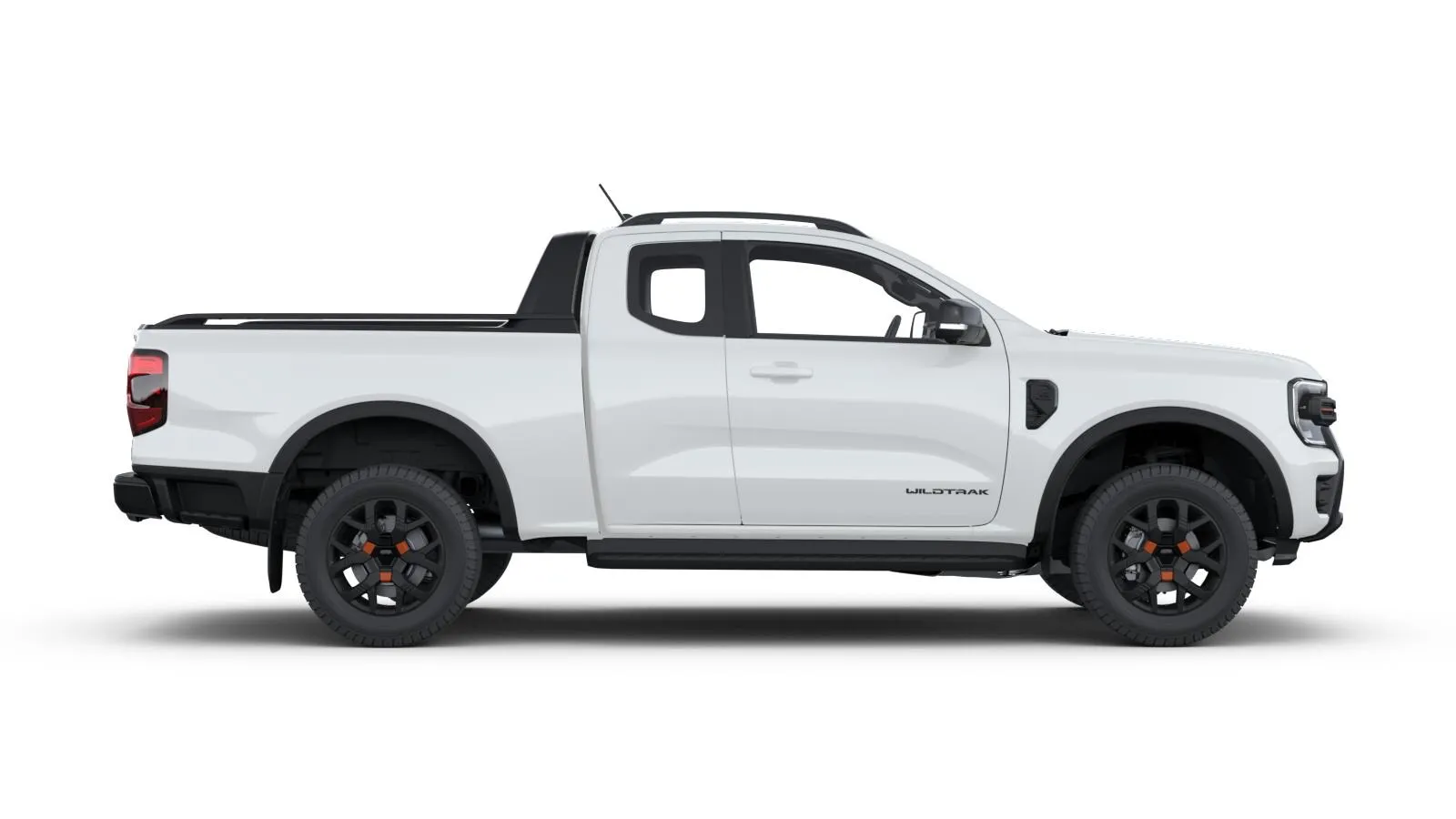 Ford Ranger IV Super Cab Wildtrak v barvě bílá Frozen – pohled z boku