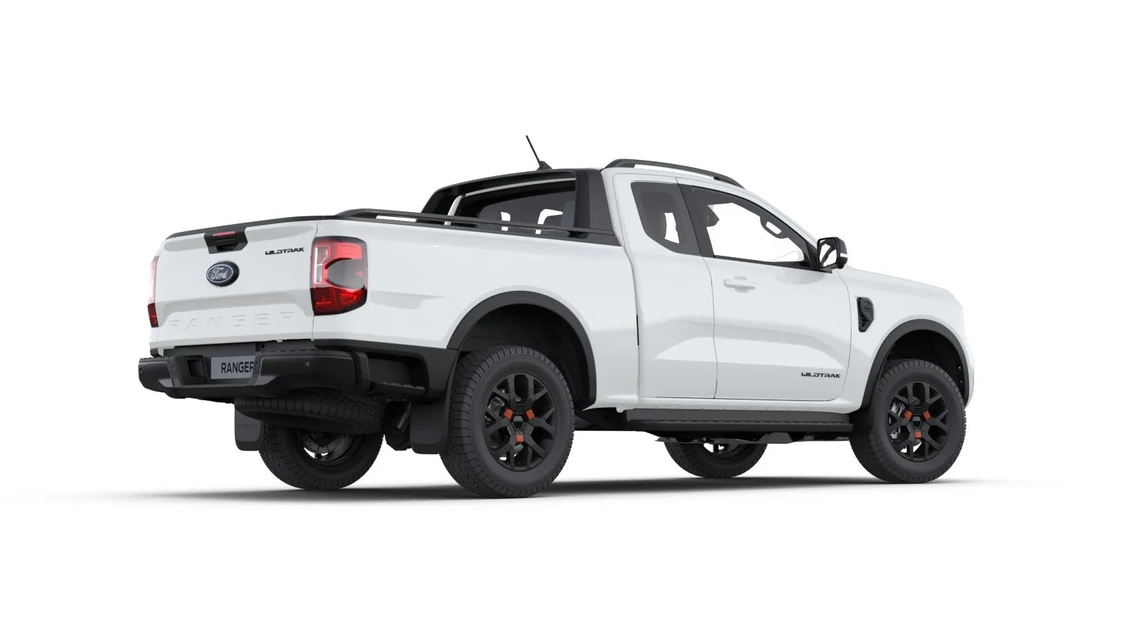 Ford Ranger IV Super Cab Wildtrak v barvě bílá Frozen – pohled zezadu