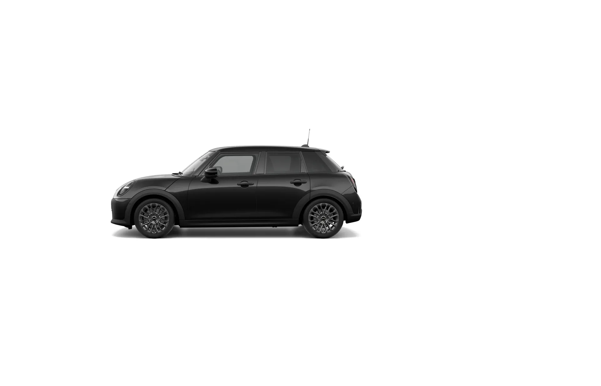 Mini Hatch (F65) 5-door Blackyard v barvě Metalický lak Midnight Black II – pohled z boku