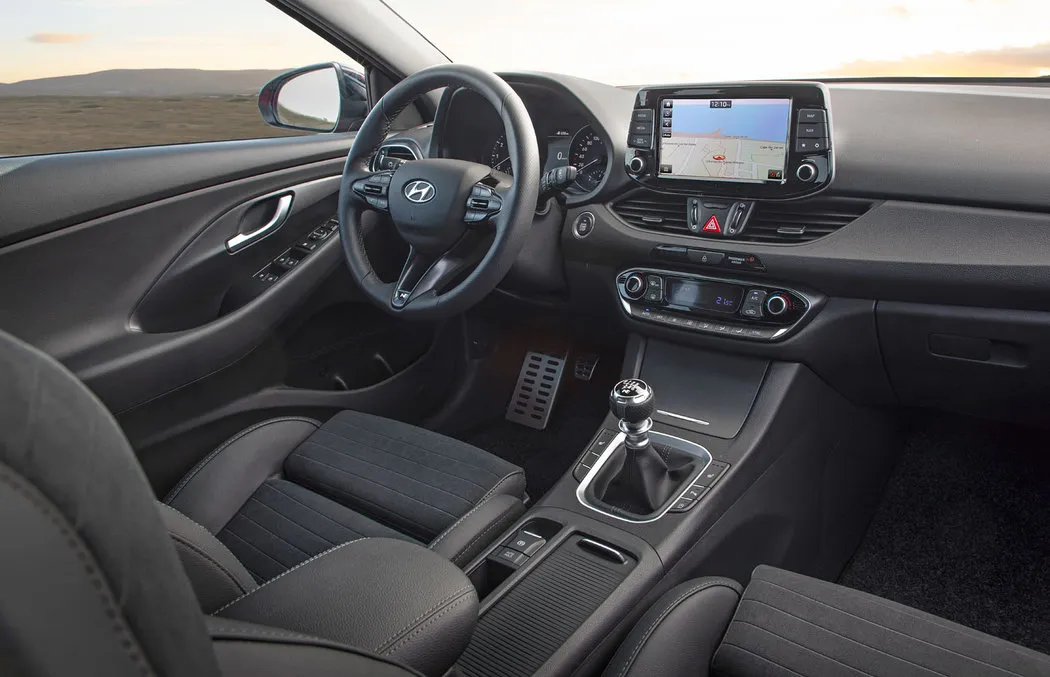 Hyundai i30 Trikolor - fotografie 3