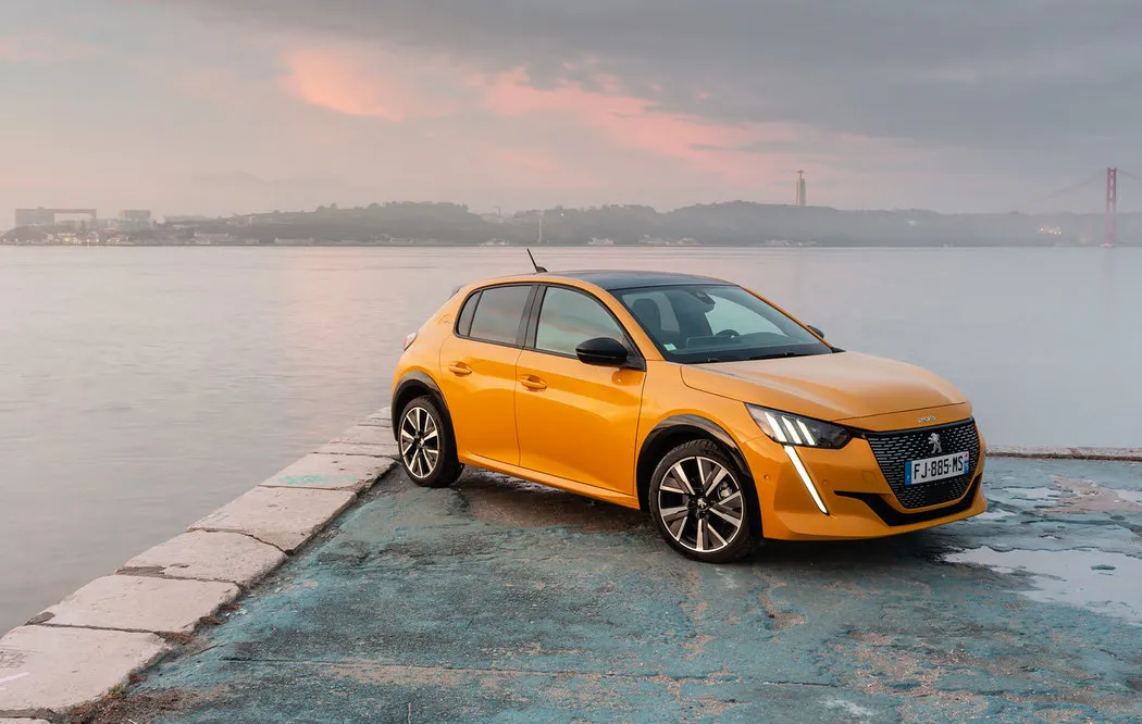 Peugeot 208 - fotografie 3