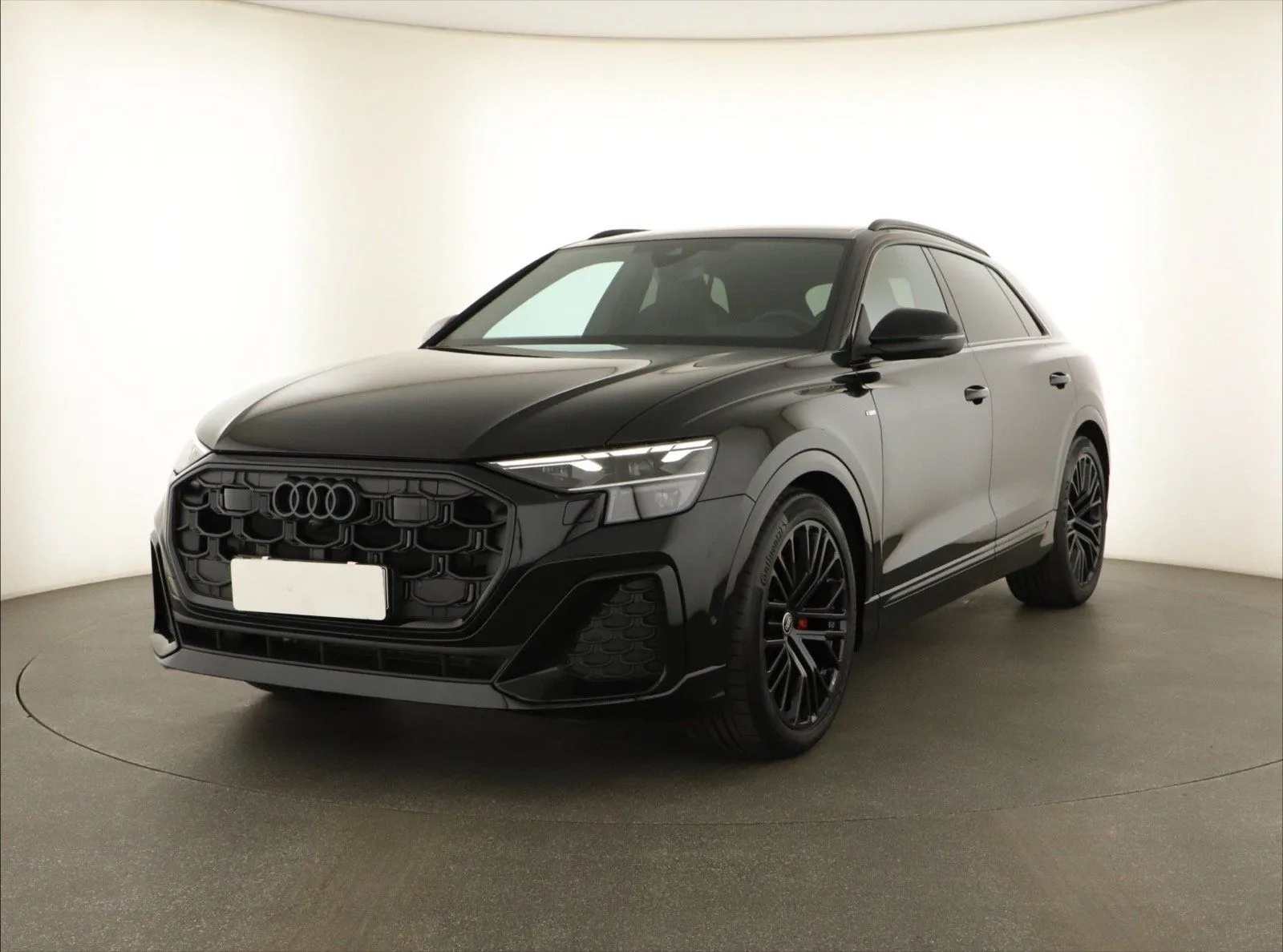 Audi Q8 - fotografie 3