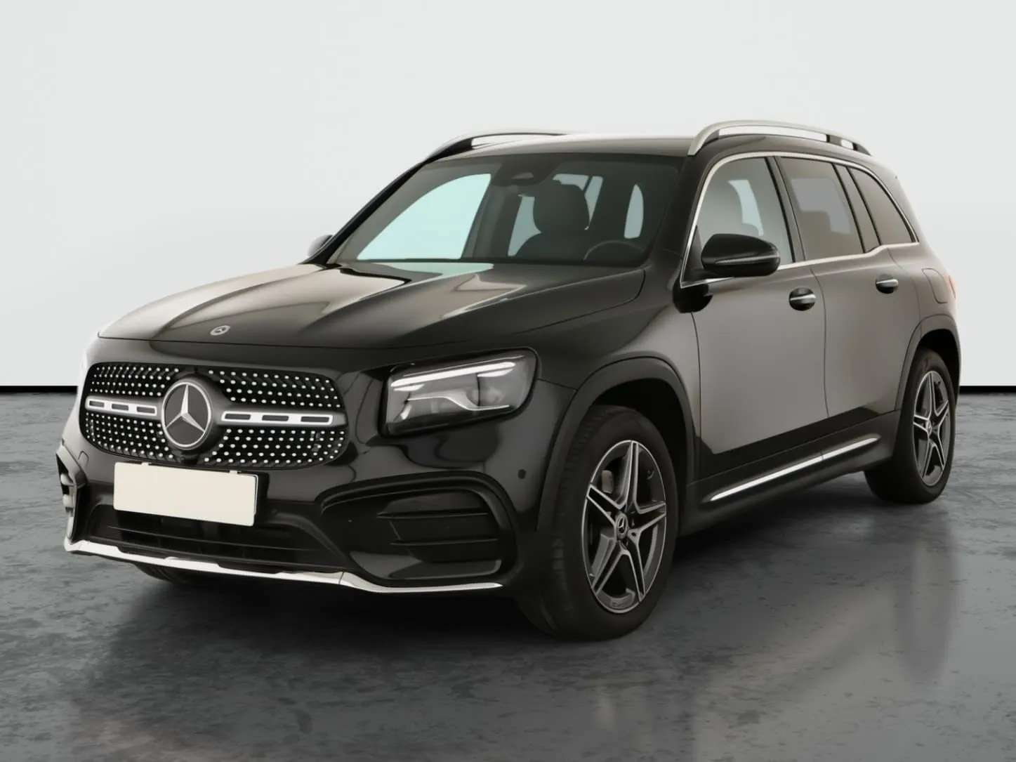 Mercedes-Benz GLB - fotografie 3