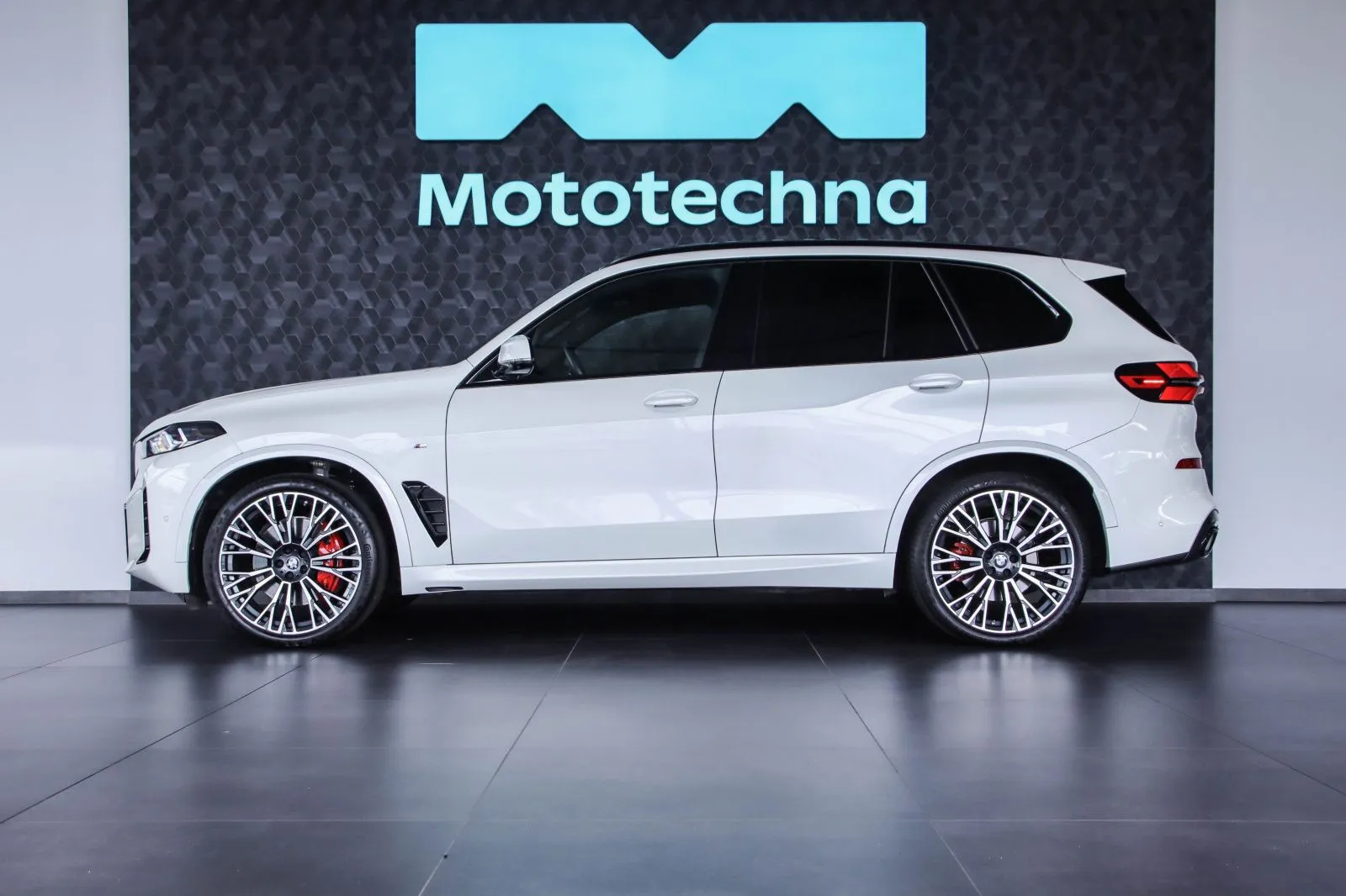 BMW X5 - fotografie 4