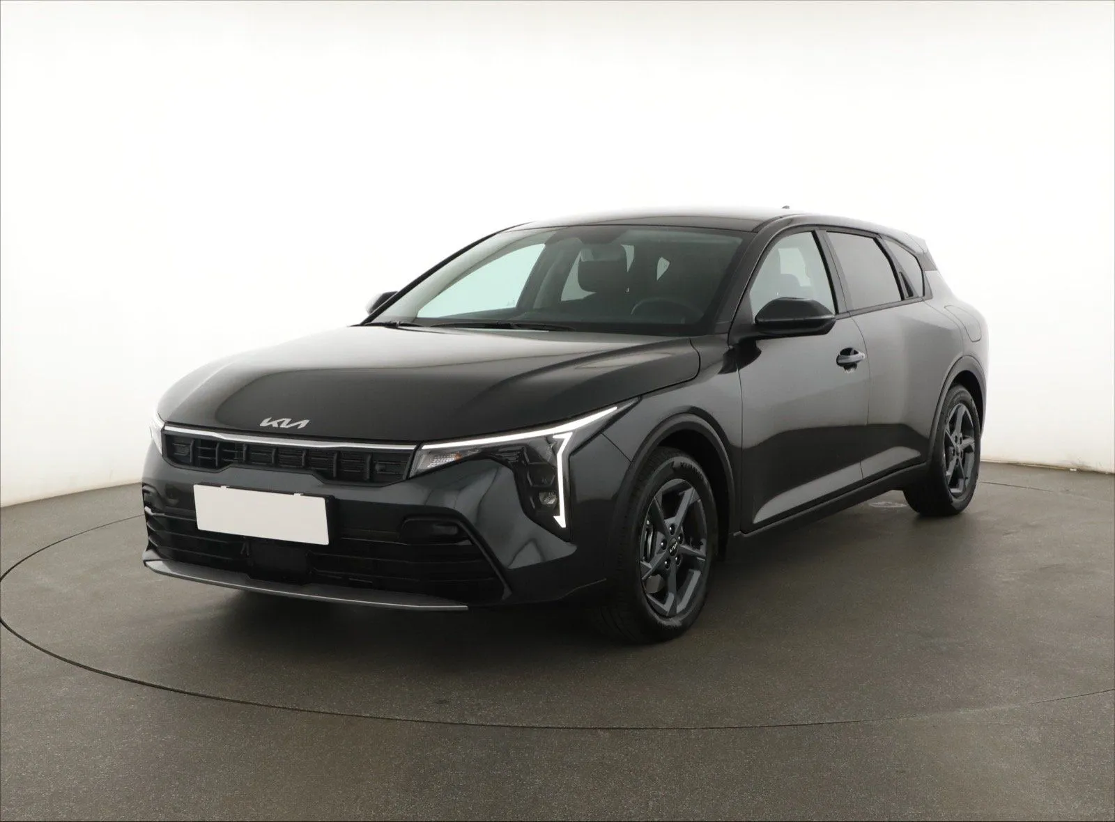 Kia K4 - fotografie 3