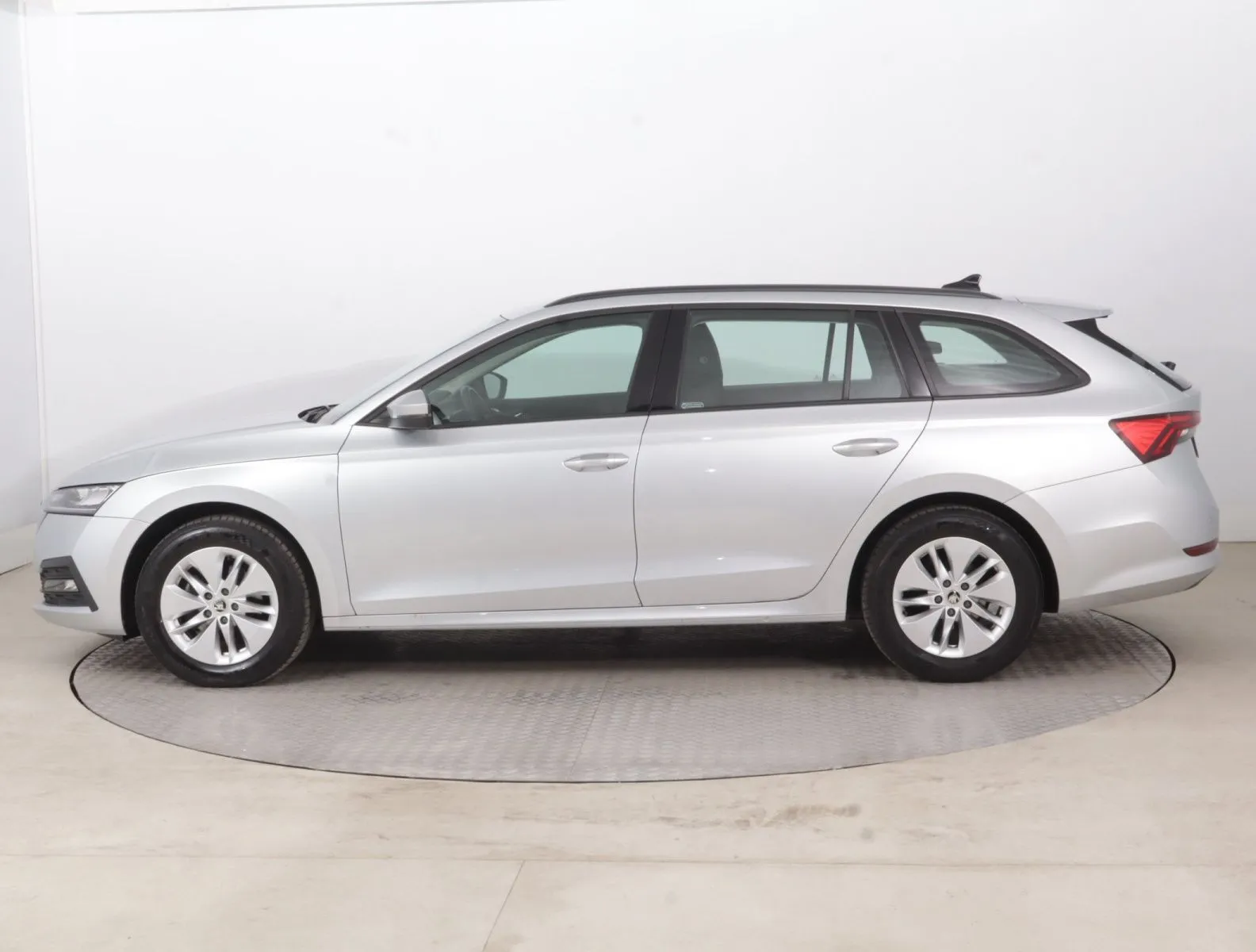 Škoda Octavia - fotografie 4