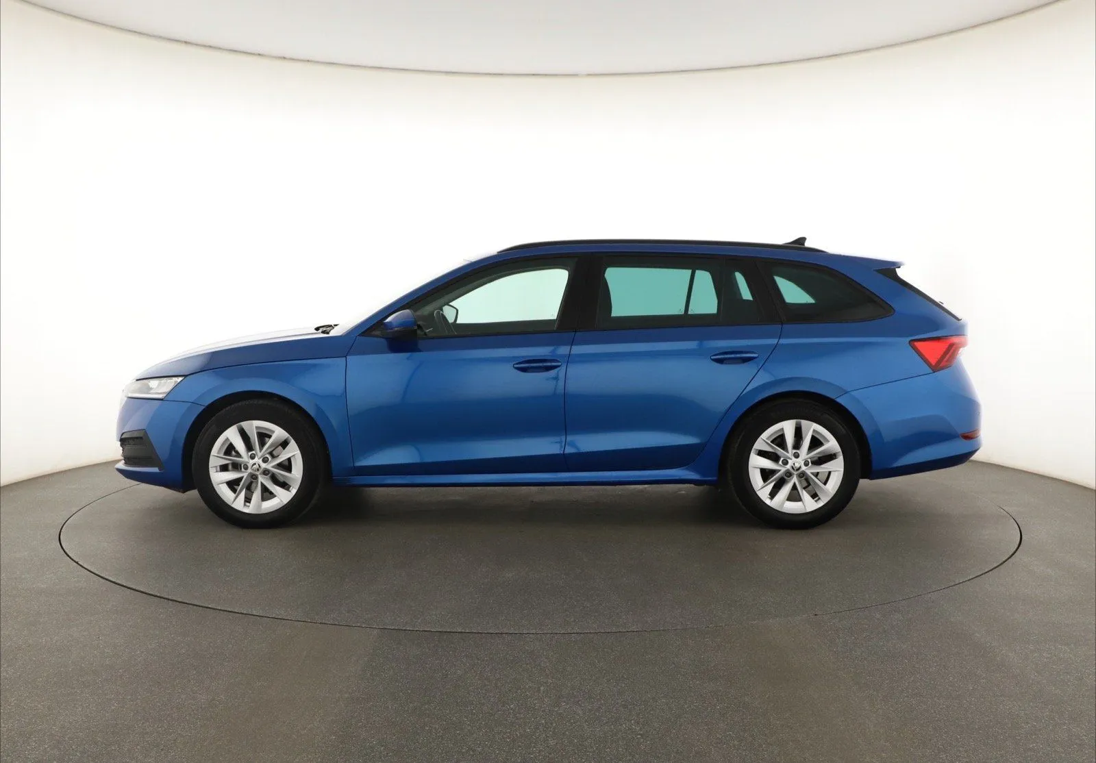 Škoda Octavia - fotografie 4