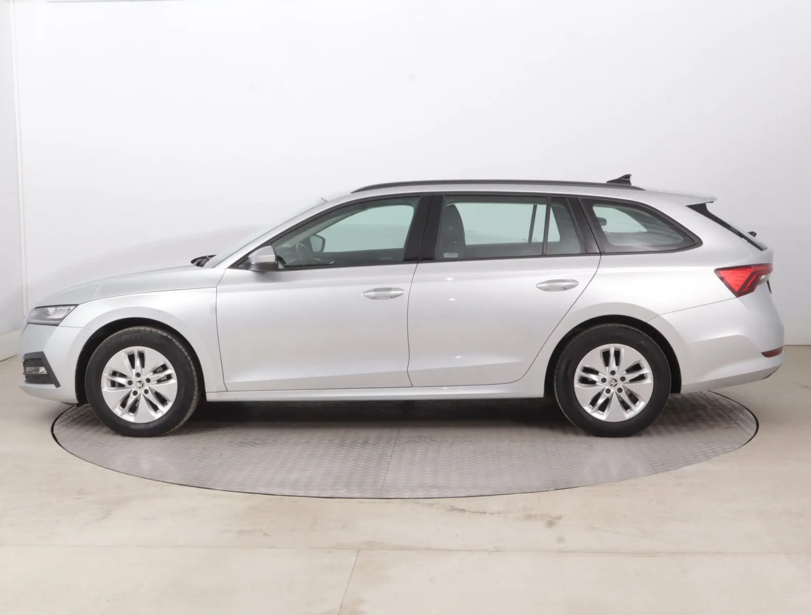 Škoda Octavia - fotografie 4