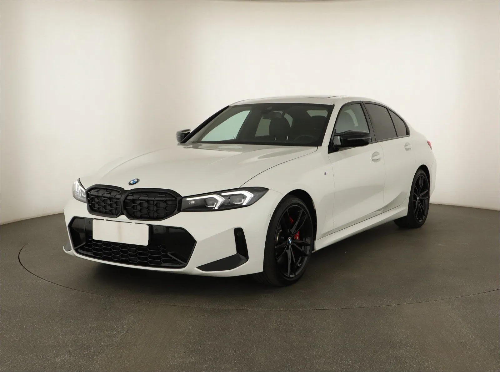 BMW Řada 3 - fotografie 3
