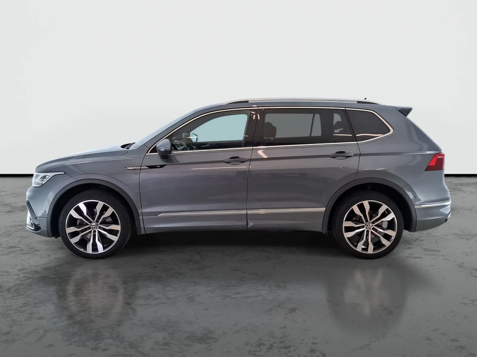 Volkswagen Tiguan - fotografie 4