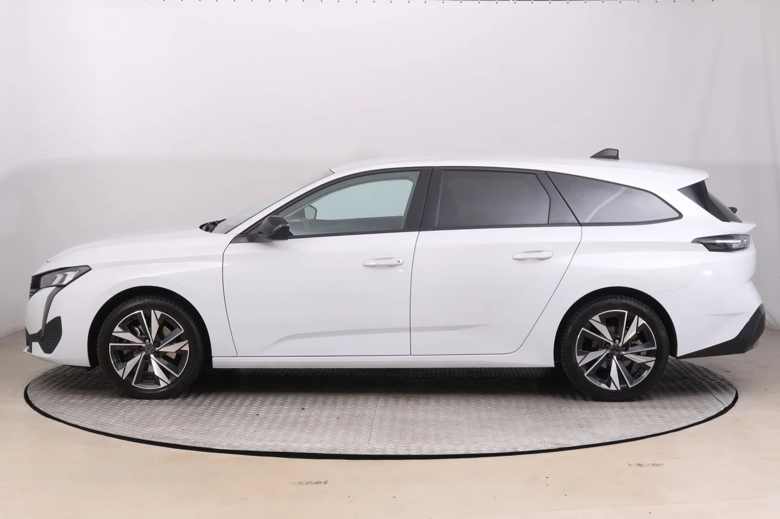 Peugeot 308 - fotografie 4