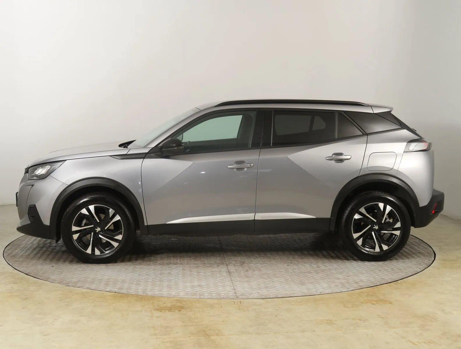 Peugeot 2008 - fotografie 4
