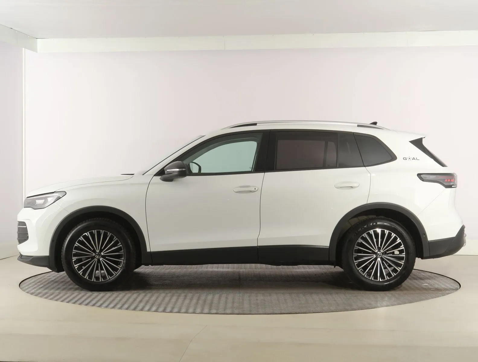 Volkswagen Tiguan - fotografie 4