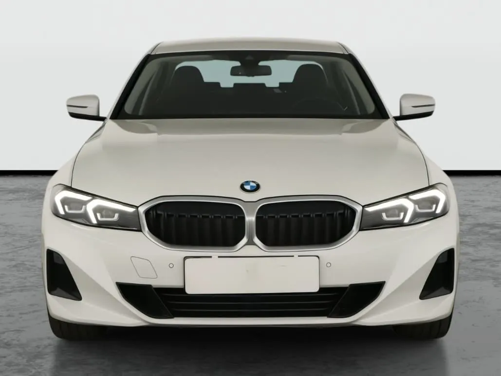 BMW Řada 3 - fotografie 2