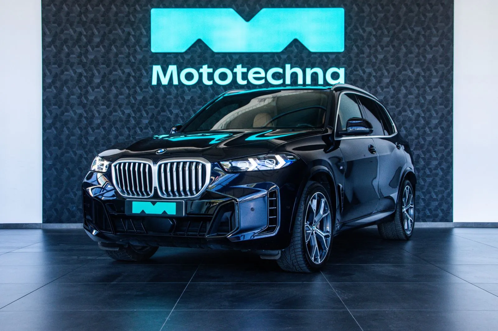 BMW X5 - fotografie 3
