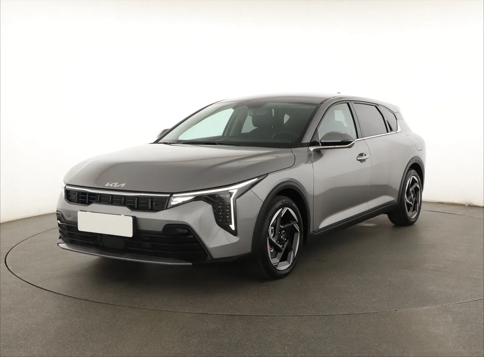 Kia K4 - fotografie 3