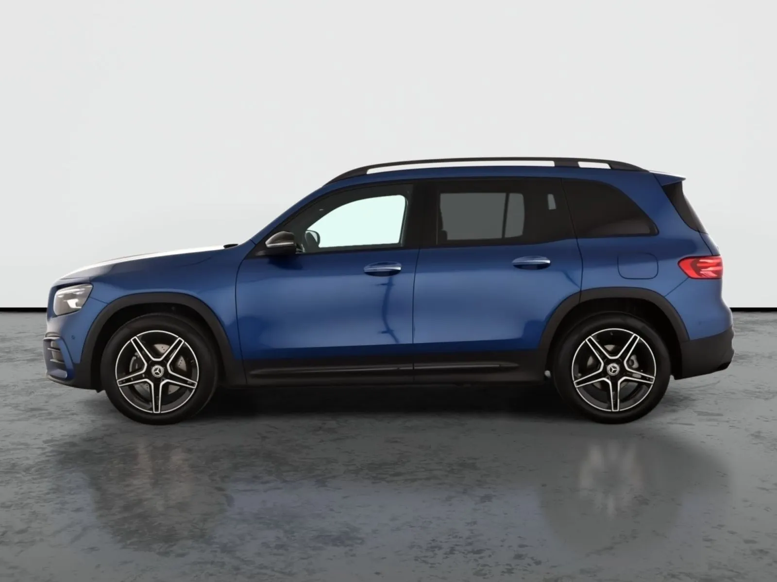 Mercedes-Benz GLB - fotografie 4