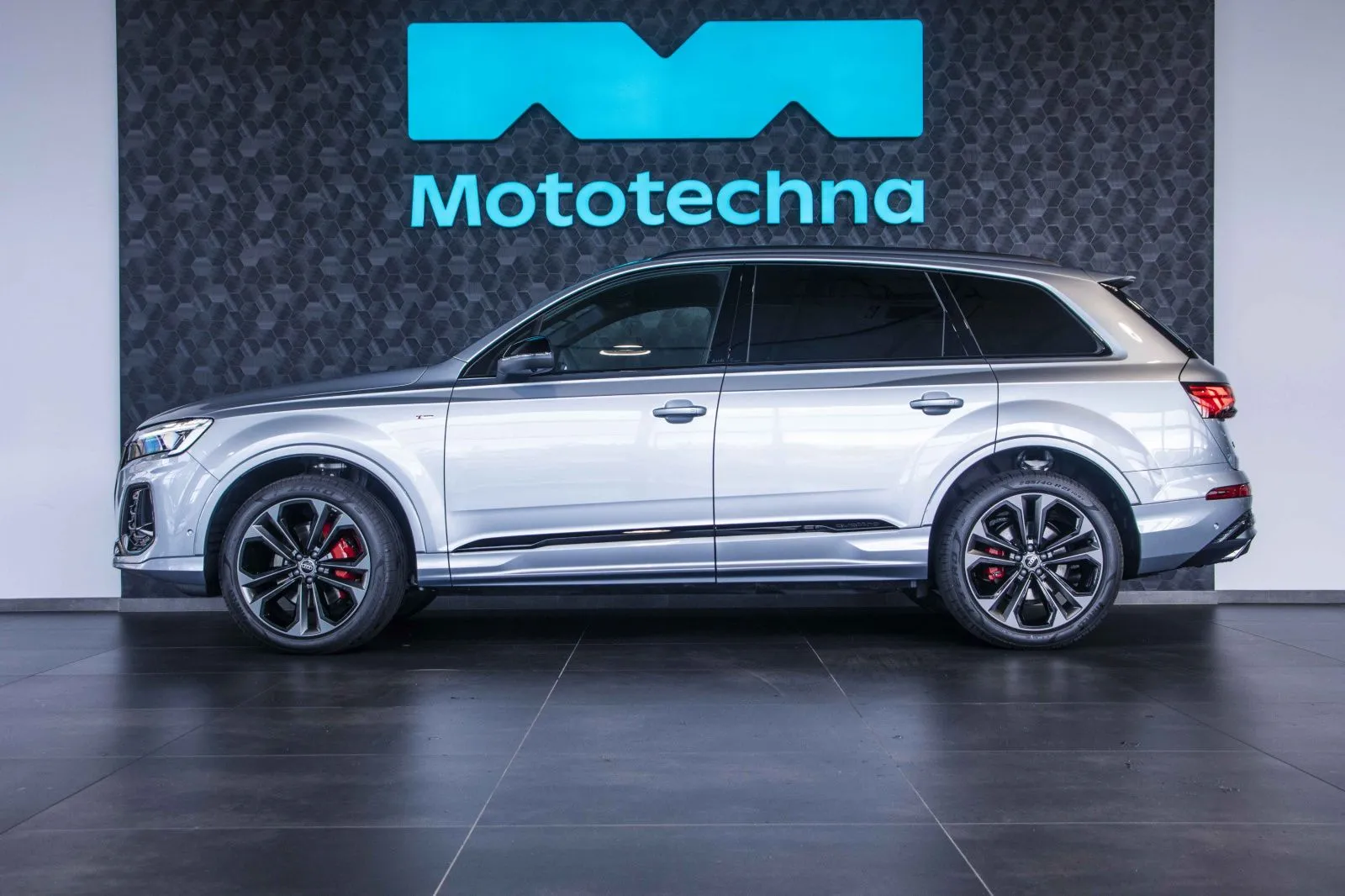 Audi Q7 - fotografie 4