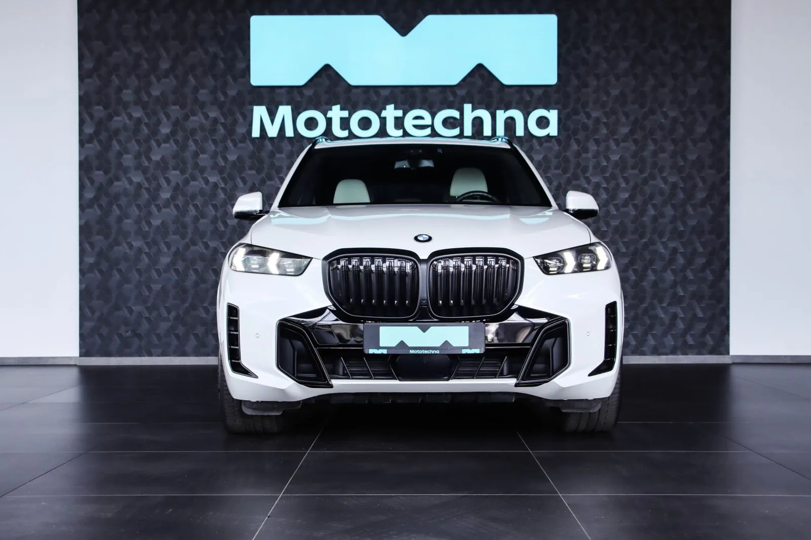 BMW X5 - fotografie 2