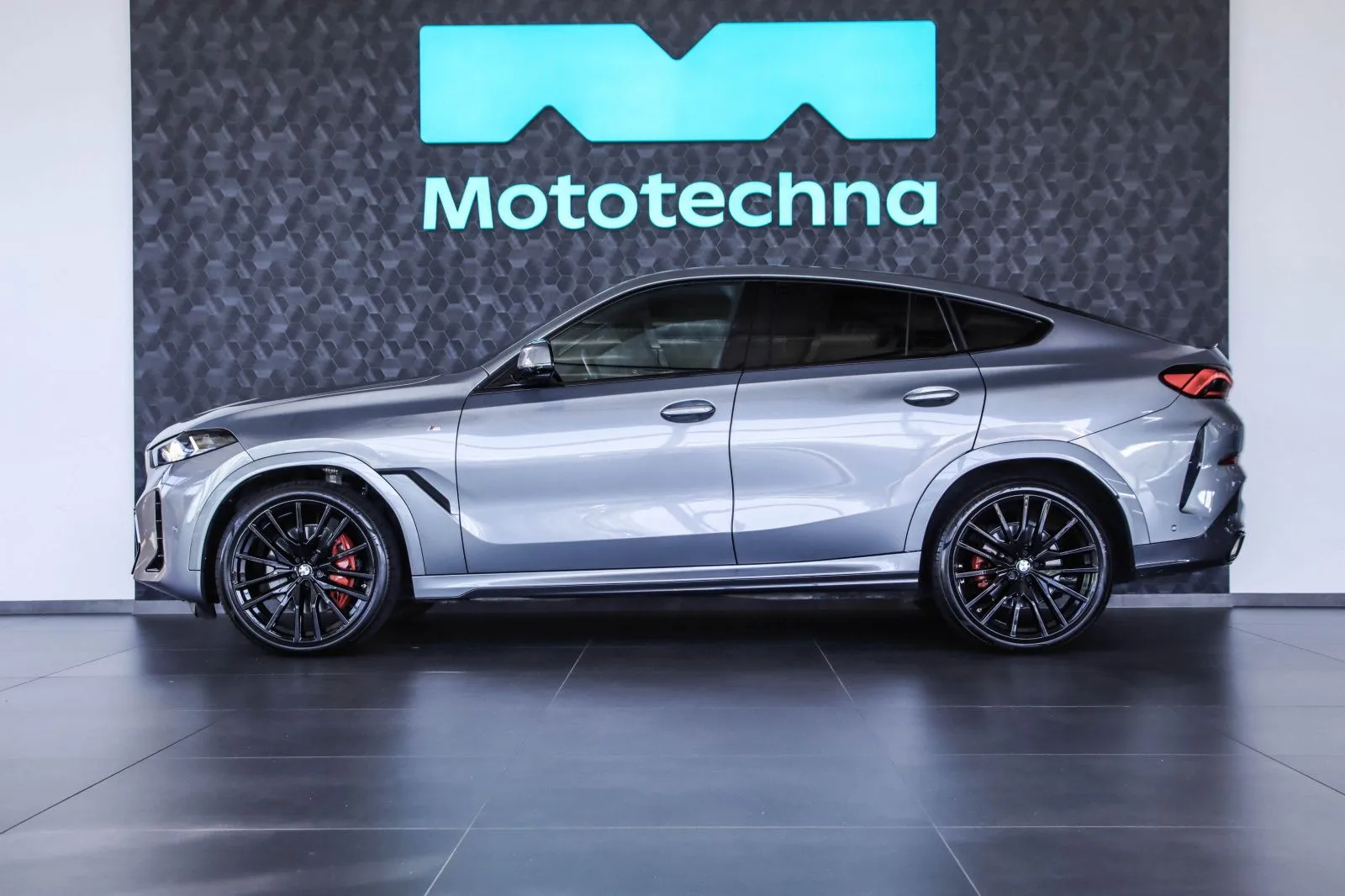 BMW X6 - fotografie 4