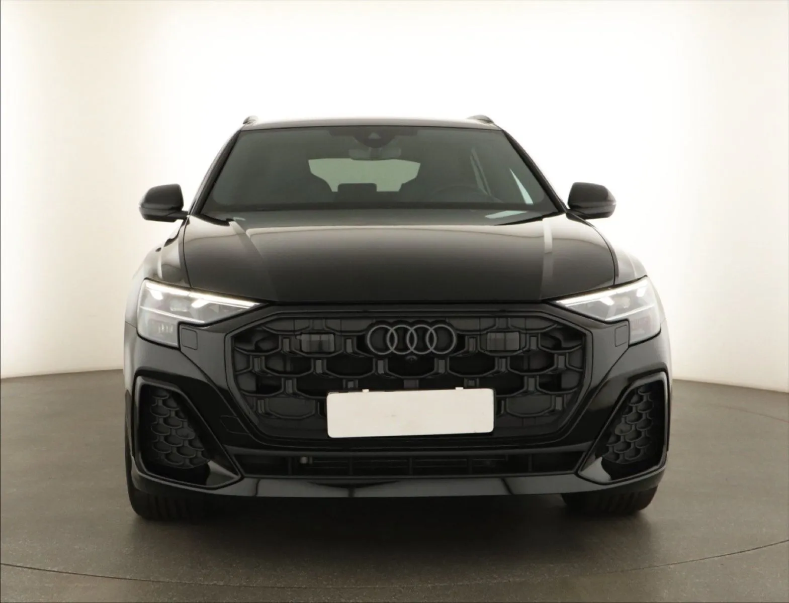 Audi Q8 - fotografie 2