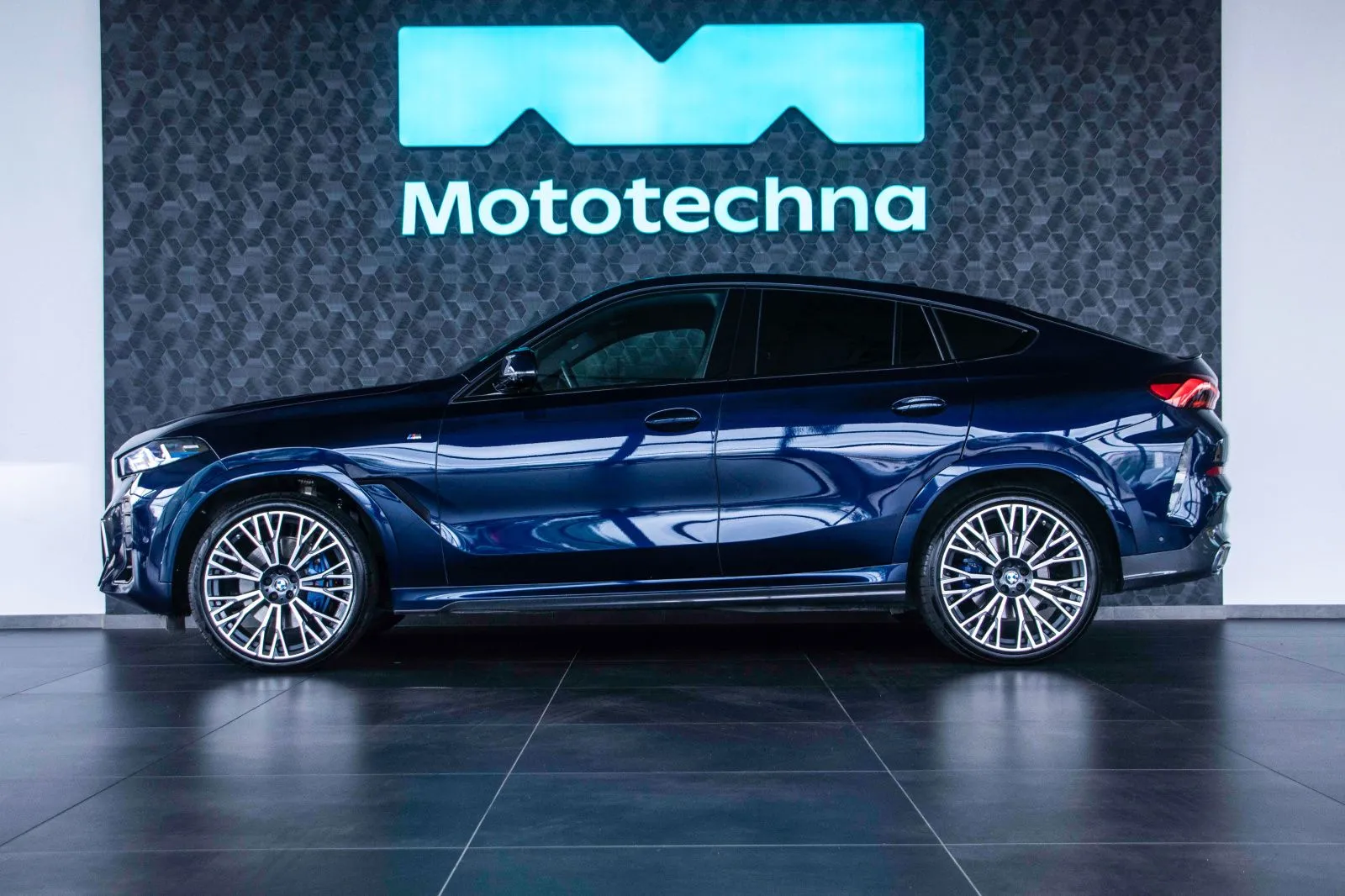 BMW X6 - fotografie 4