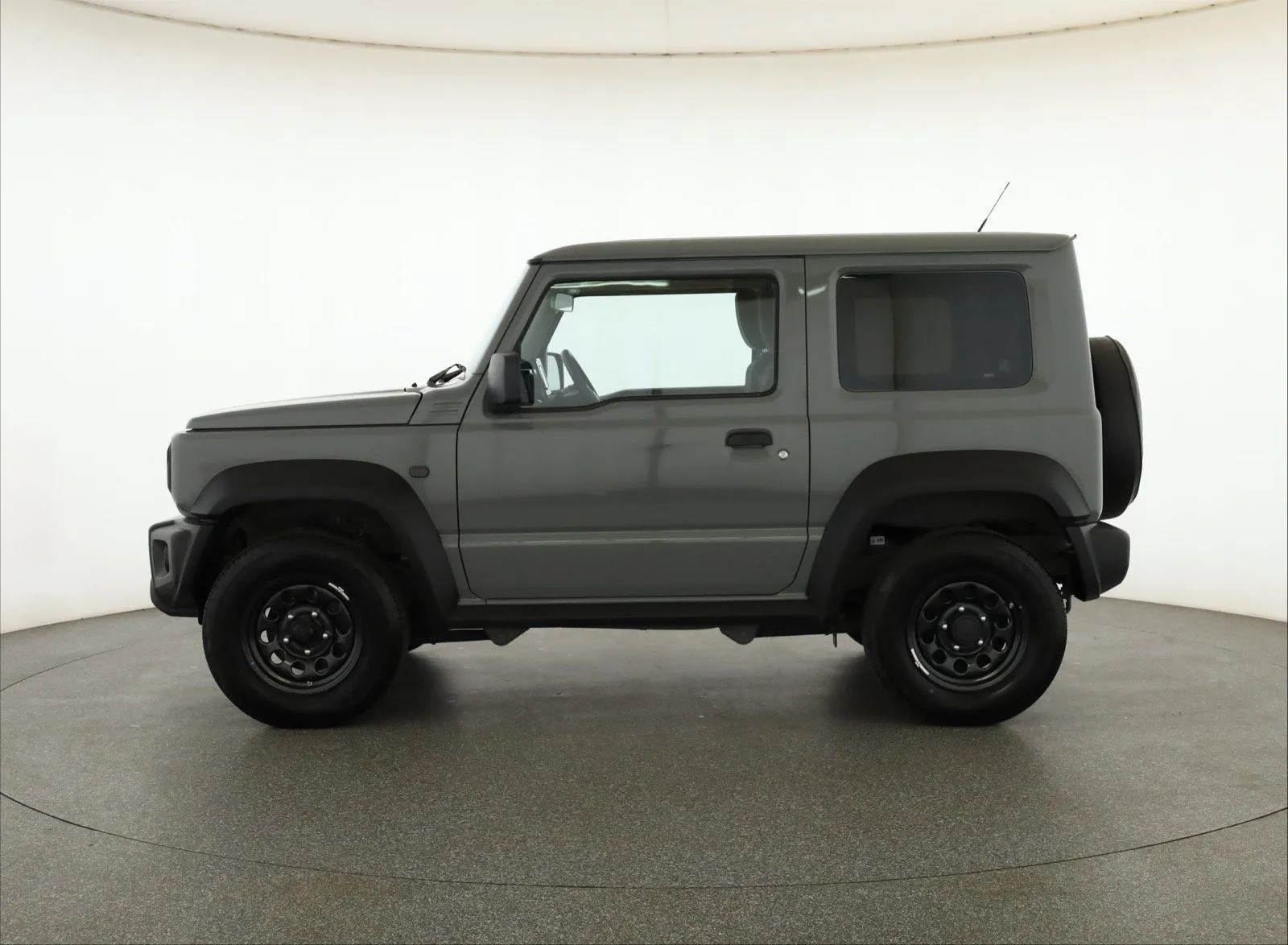 Suzuki Jimny - fotografie 4