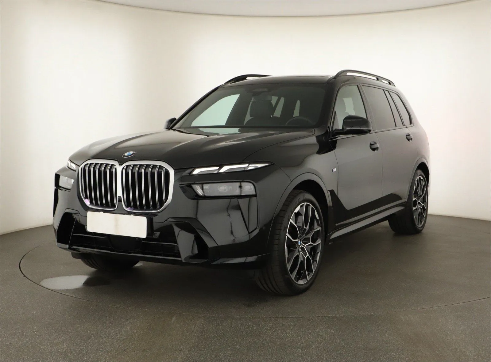 BMW X7 - fotografie 3