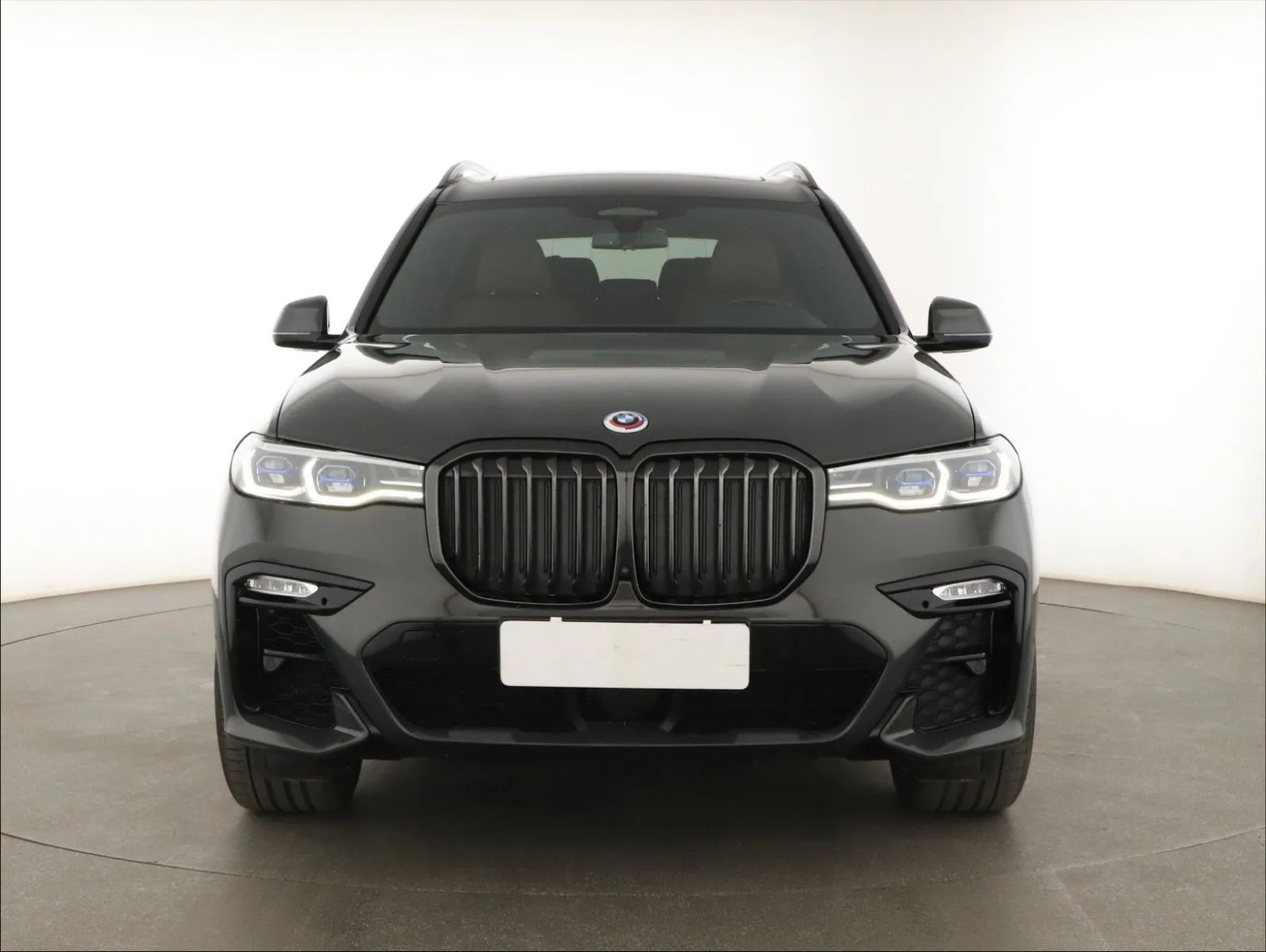 BMW X7 - fotografie 2