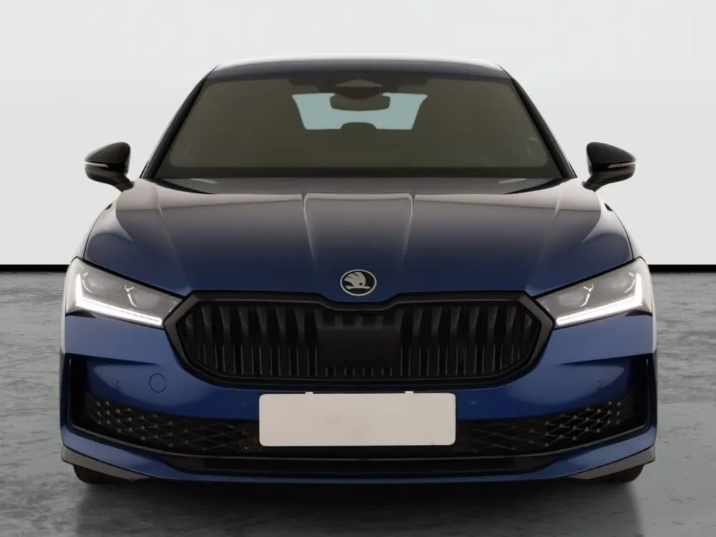 Škoda Superb - fotografie 2