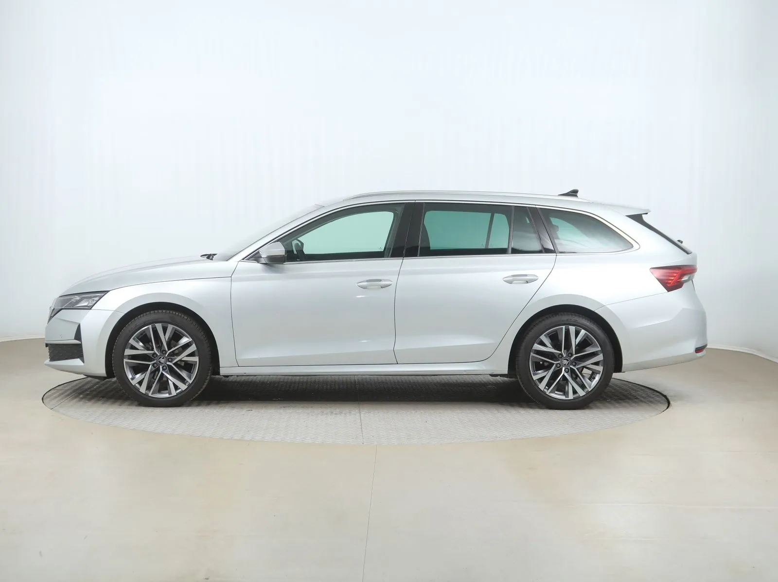 Škoda Octavia - fotografie 4