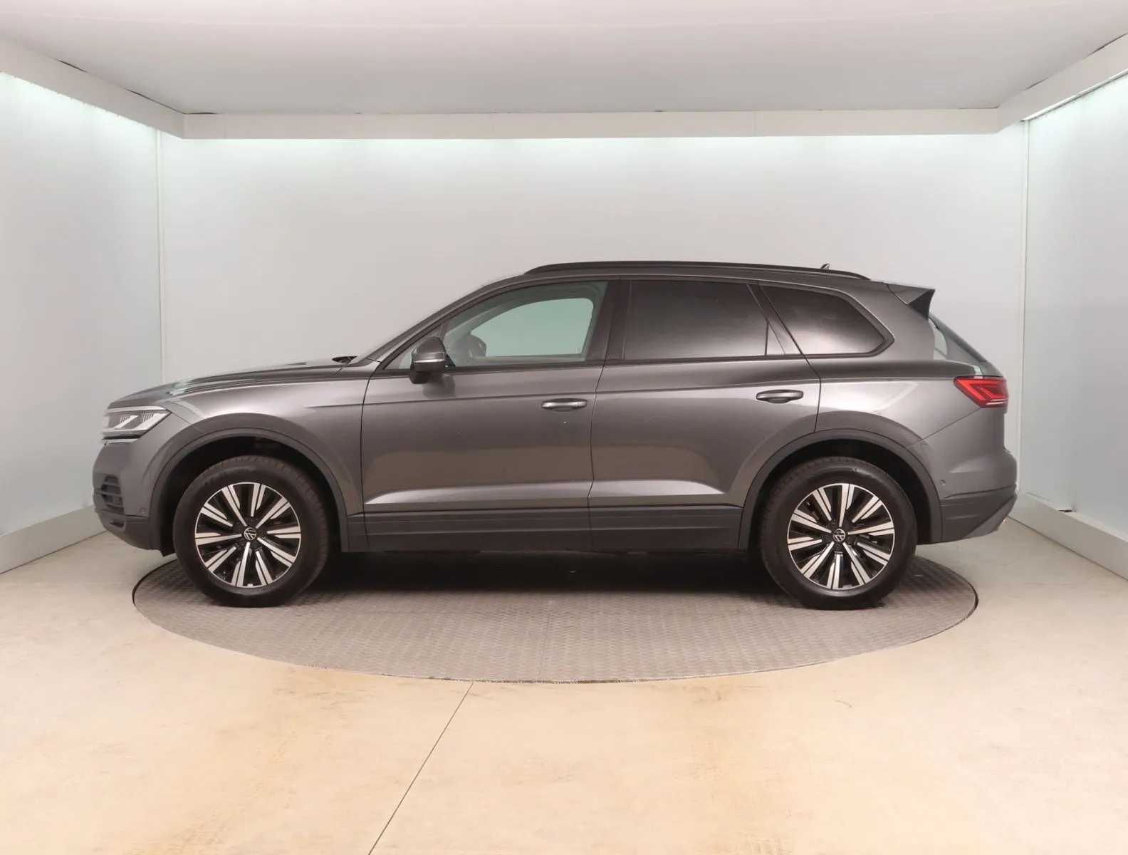 Volkswagen Touareg - fotografie 4