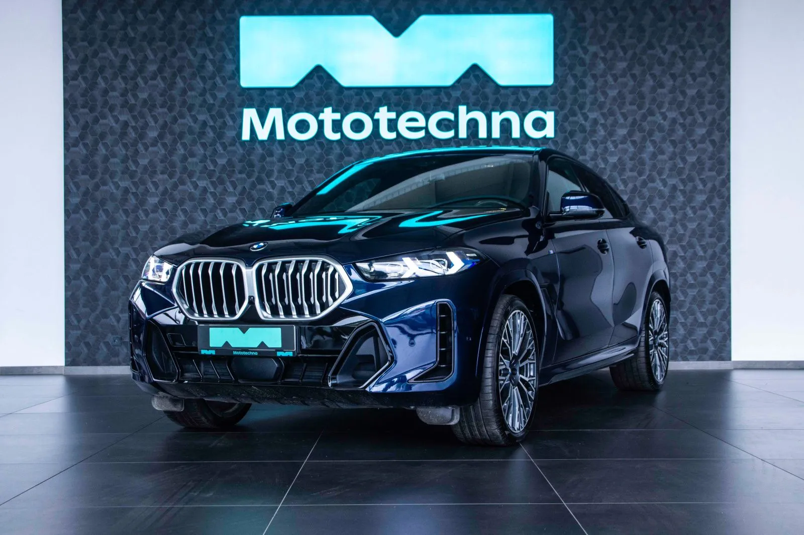 BMW X6 - fotografie 3