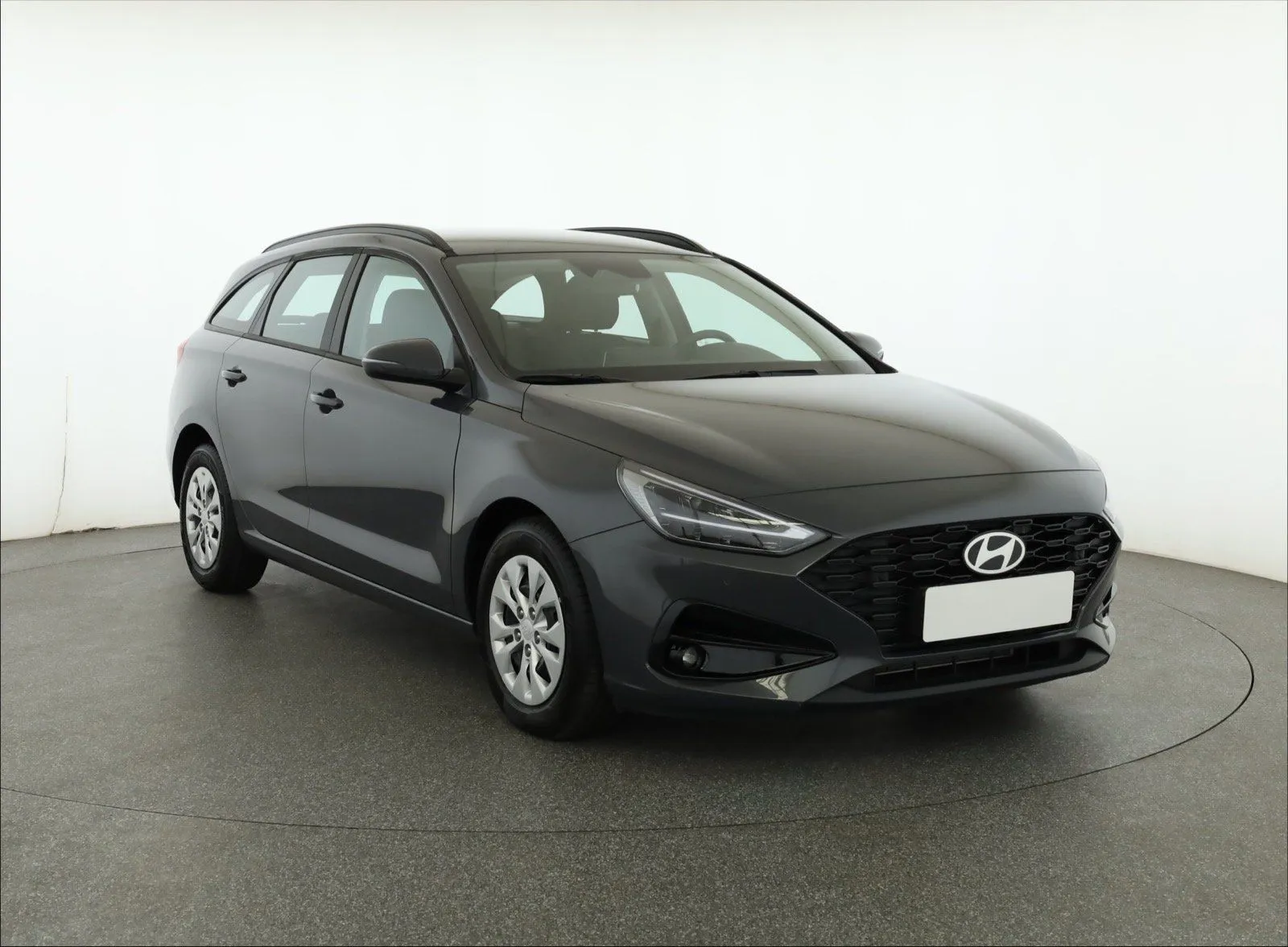 i30