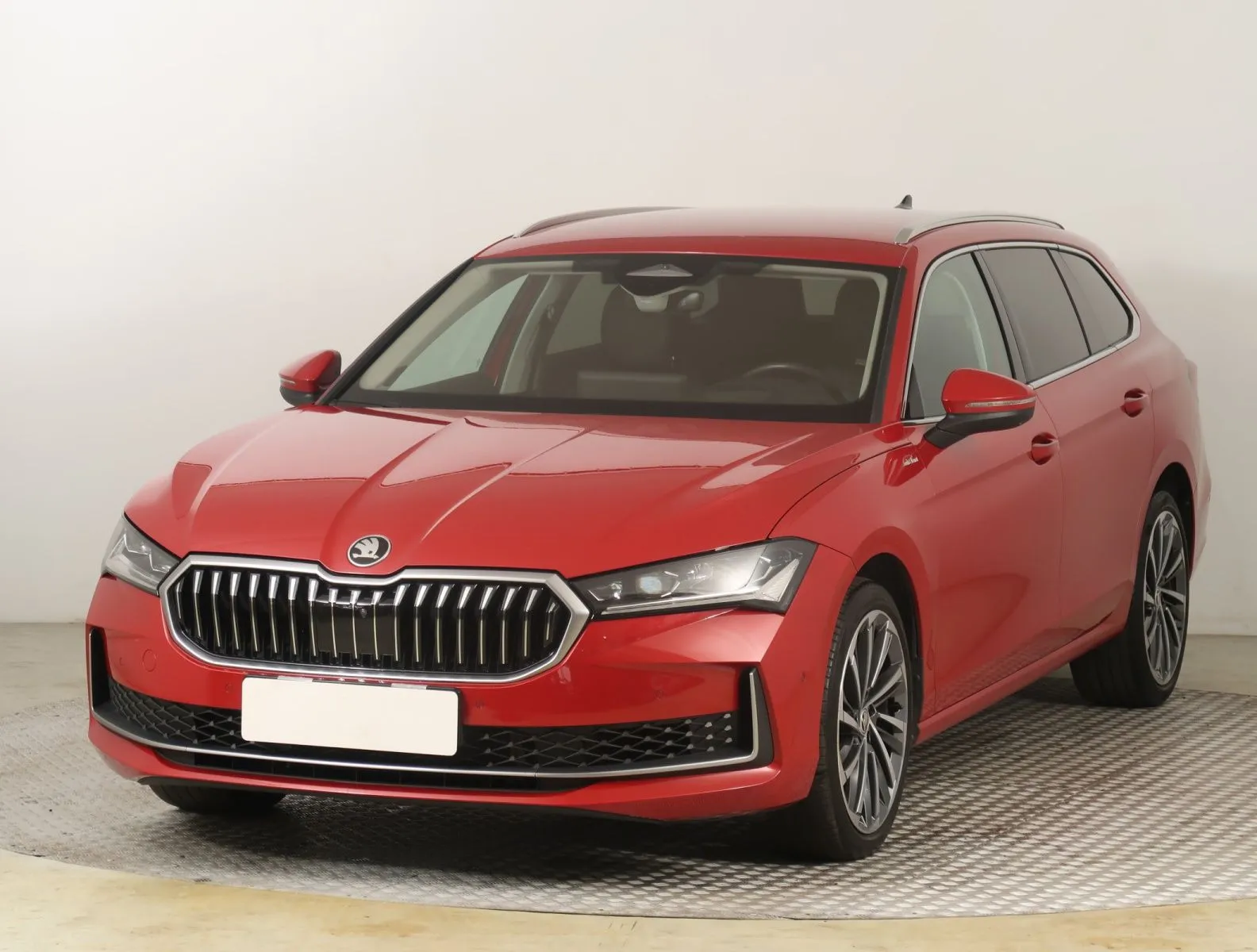 Škoda Superb - fotografie 3