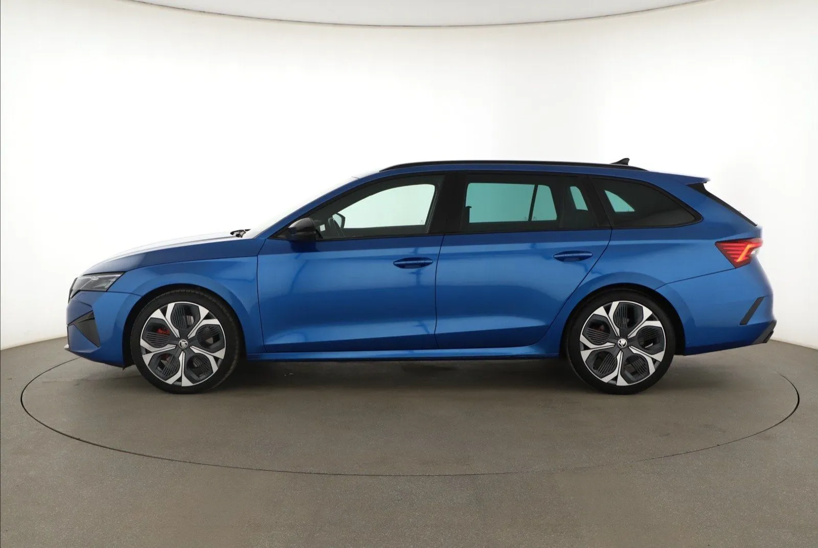 Škoda Octavia - fotografie 4