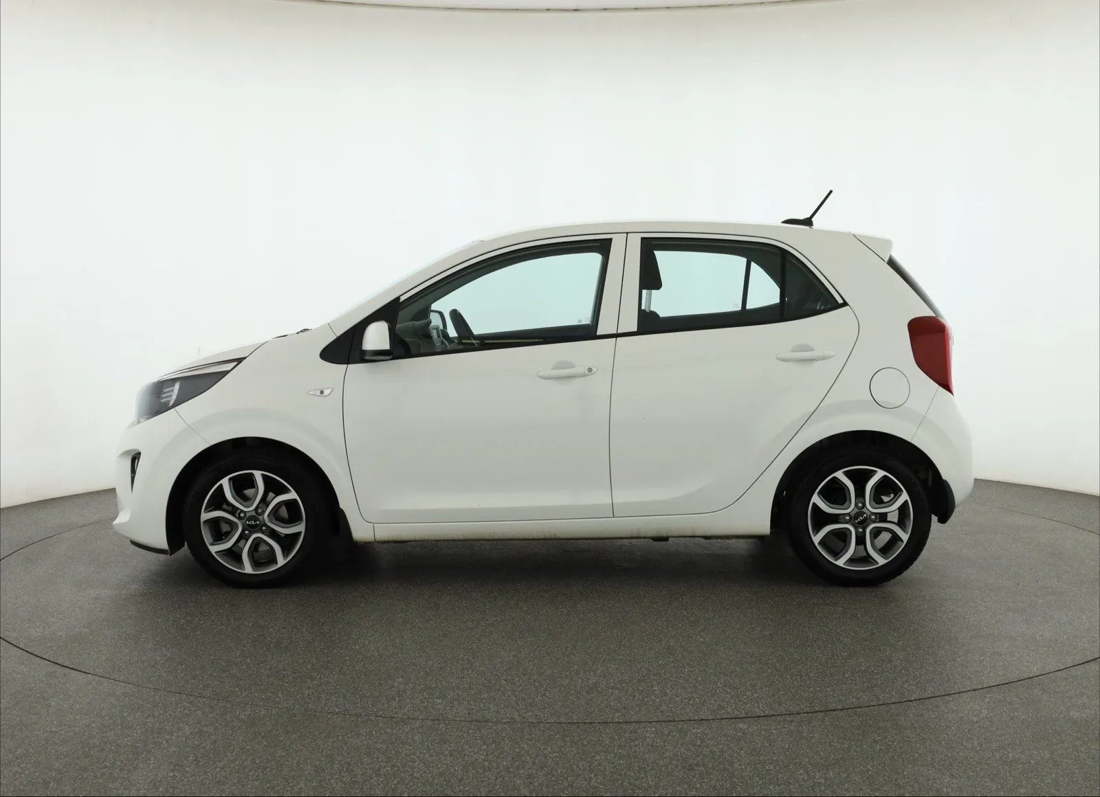 Kia Picanto - fotografie 4