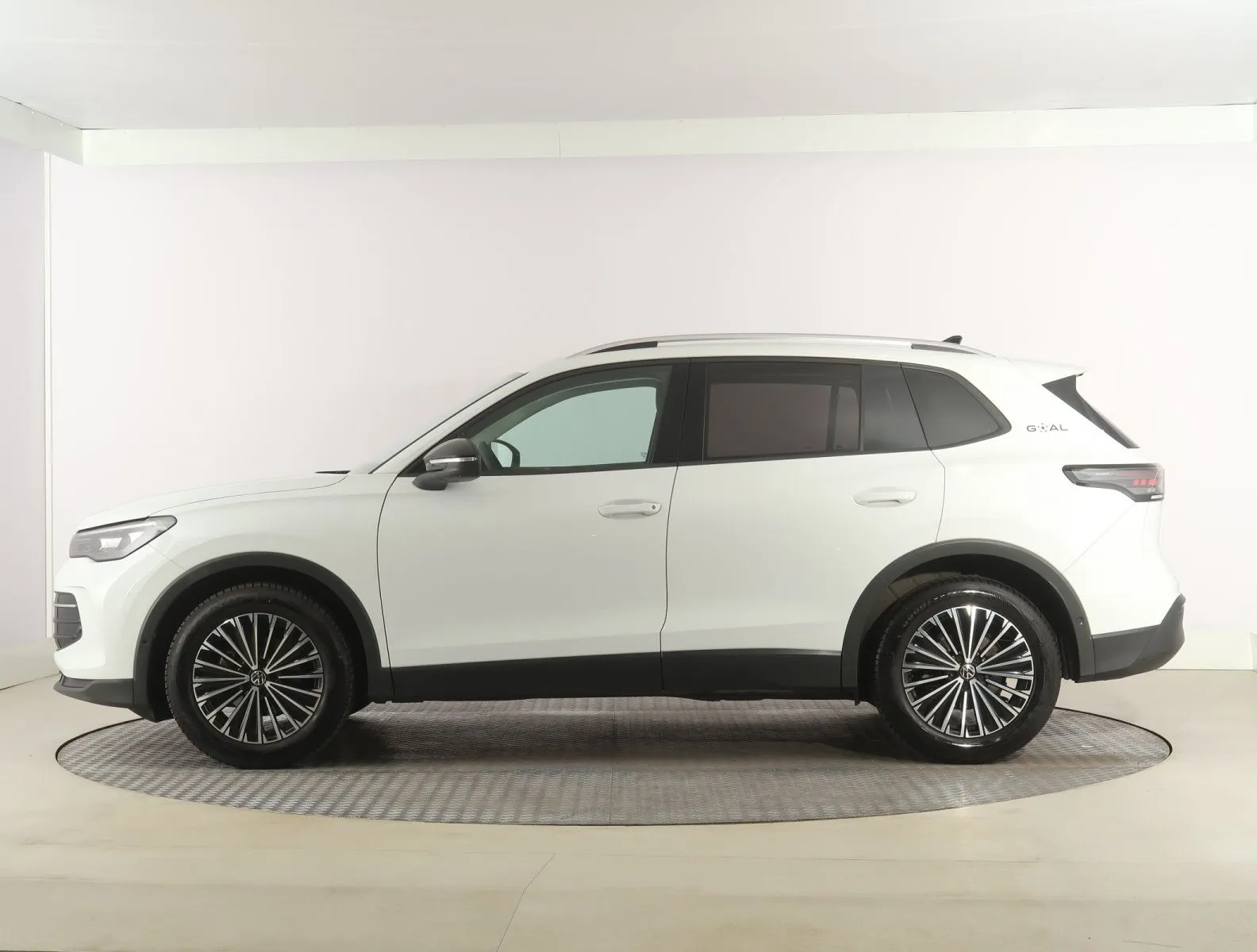 Volkswagen Tiguan - fotografie 4
