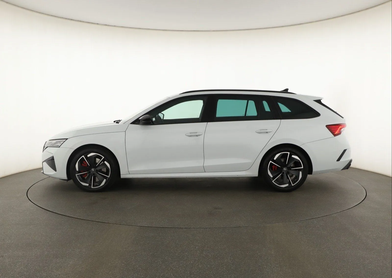 Škoda Octavia - fotografie 4
