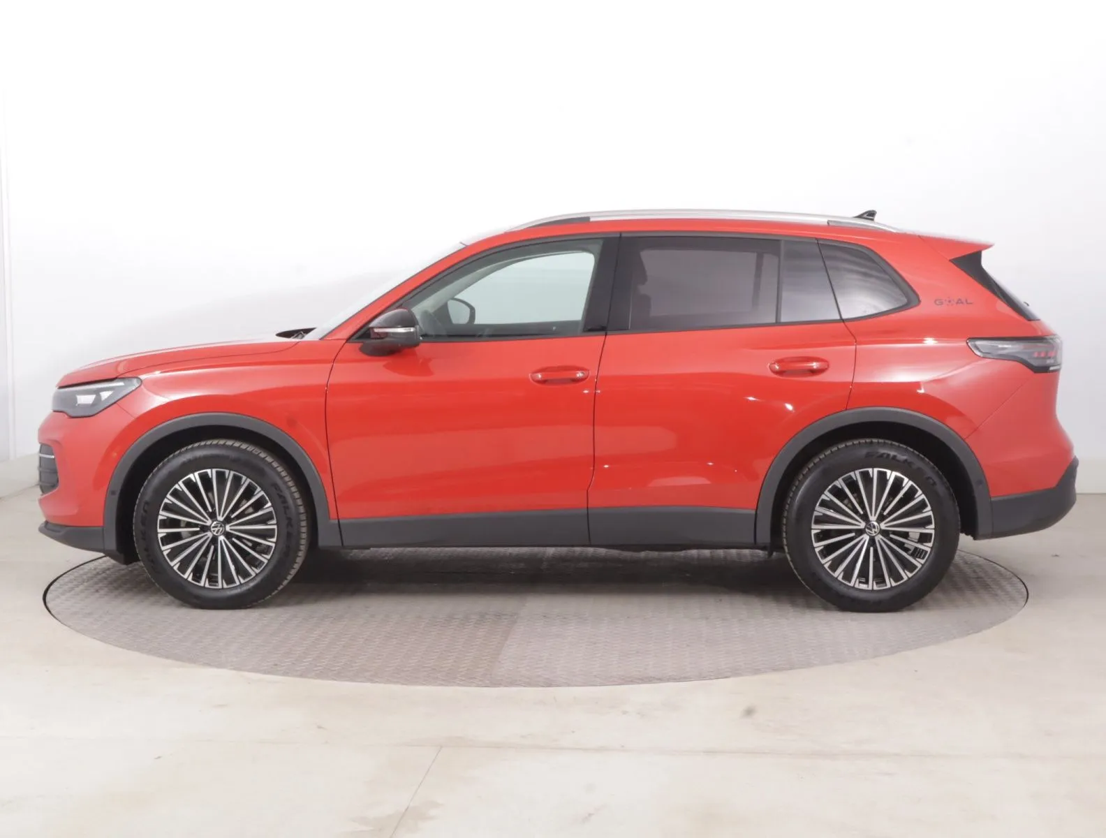 Volkswagen Tiguan - fotografie 4