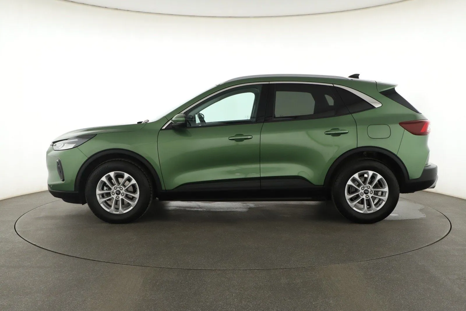 Ford Kuga - fotografie 4