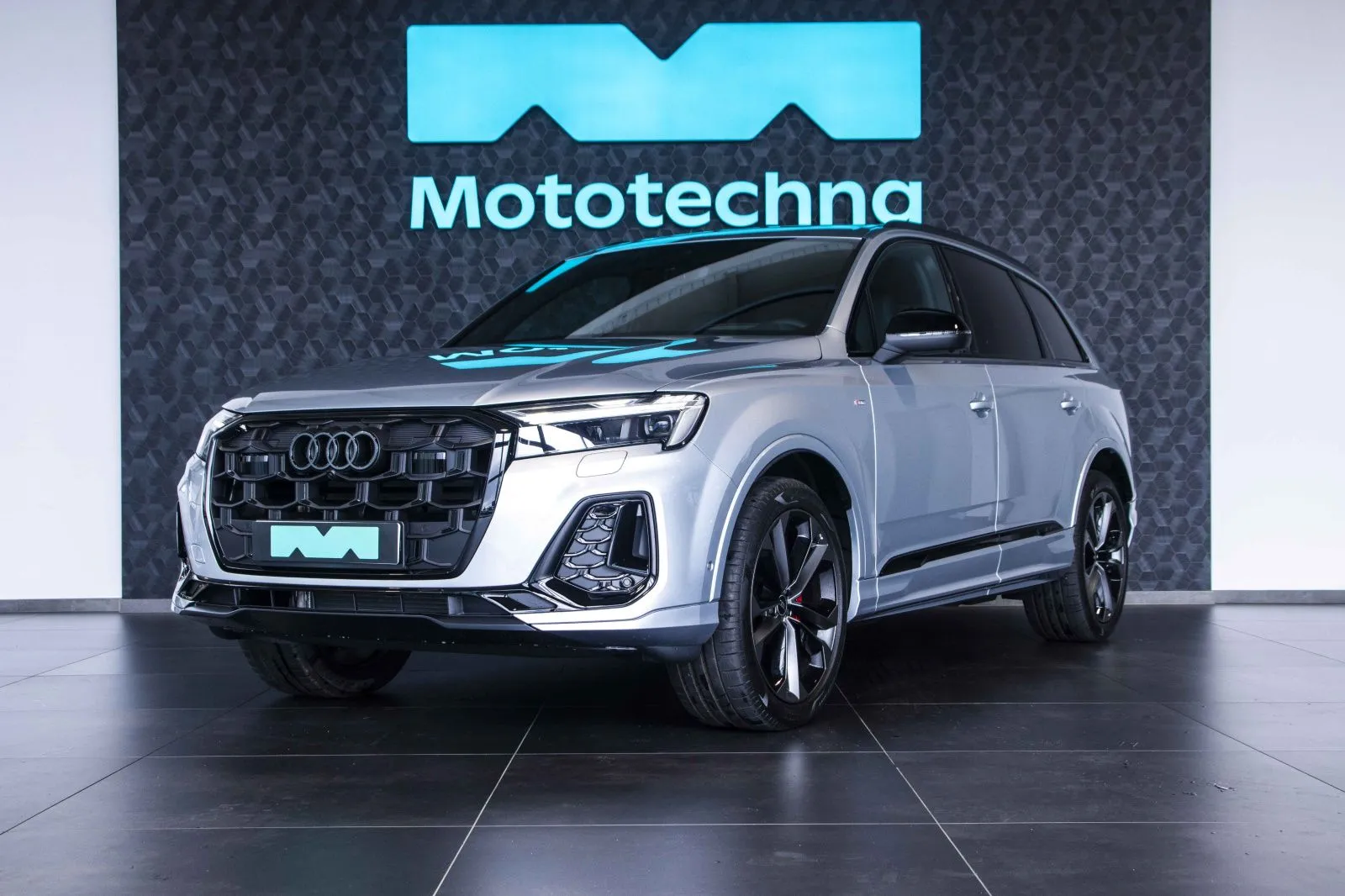 Audi Q7 - fotografie 3
