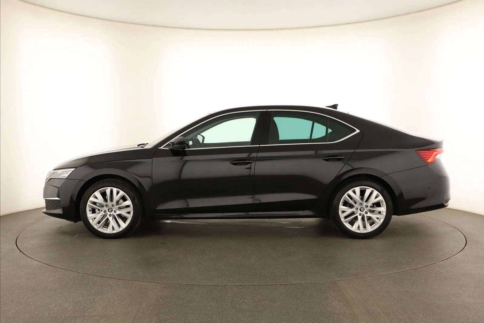 Škoda Octavia - fotografie 4