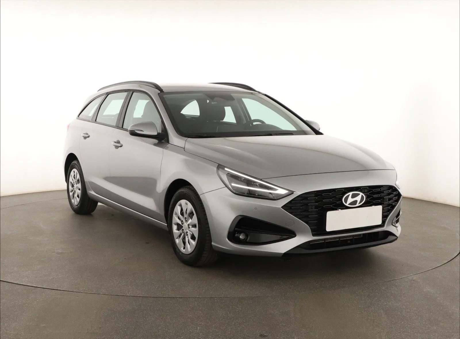 i30