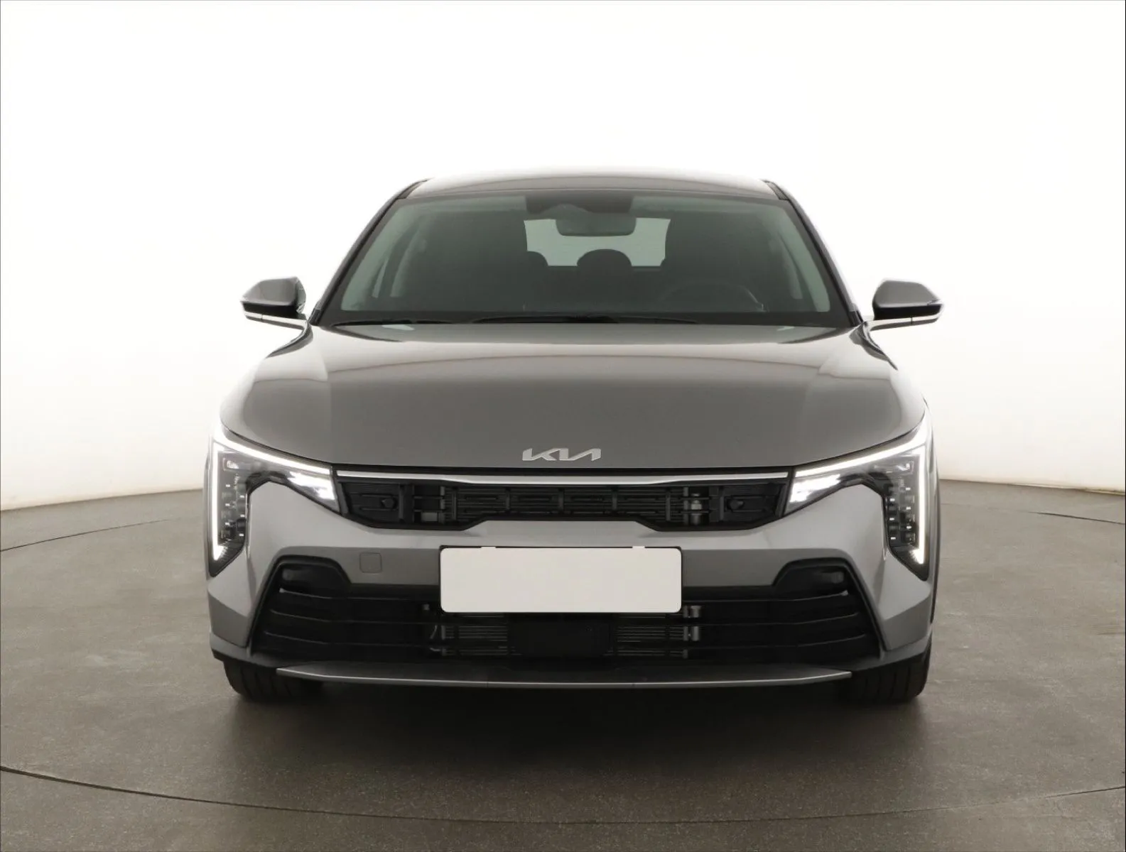 Kia K4 - fotografie 2