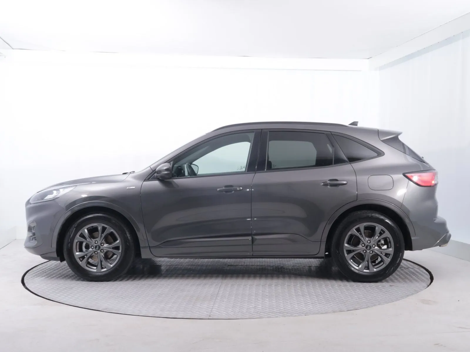 Ford Kuga - fotografie 4