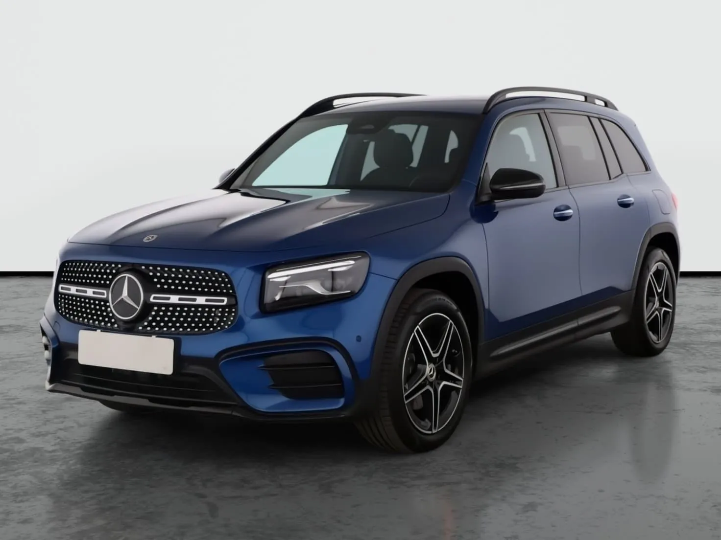 Mercedes-Benz GLB - fotografie 3