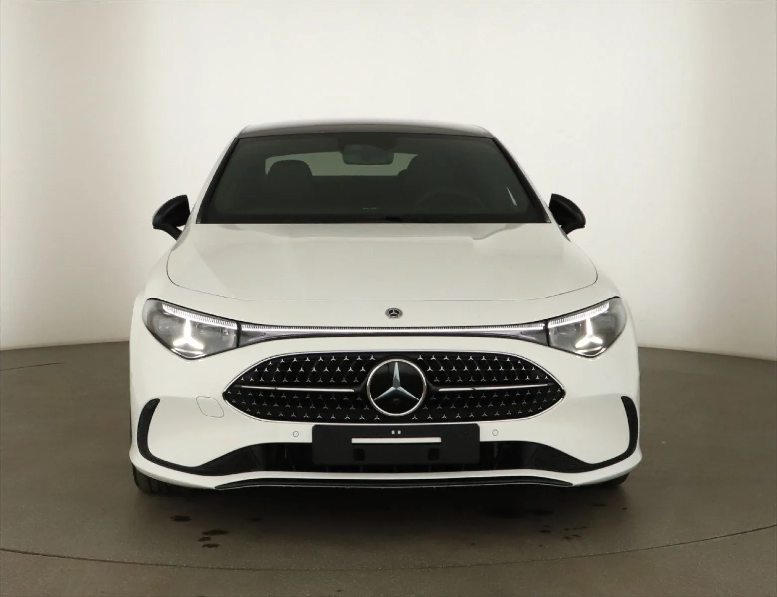 Mercedes-Benz CLA - fotografie 2