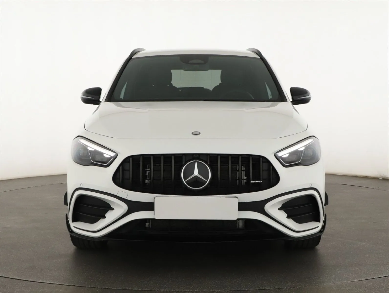 Mercedes-Benz GLA - fotografie 2