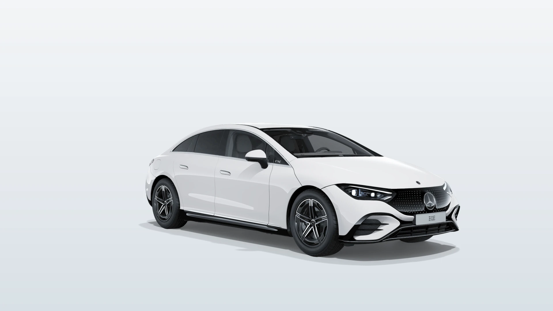 EQE sedan (V295), Sada linie AMG exteriér + linie AMG interiér, Nemetalická bílá polar, front